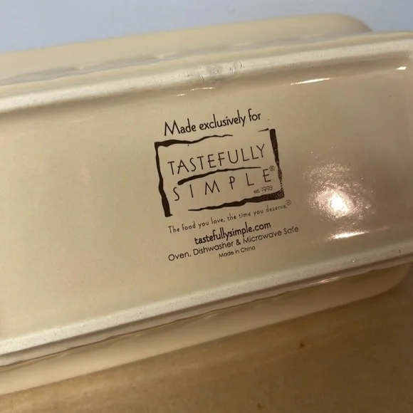 Tastefully Simple Mini Loaf Pans - Picture 3 of 4